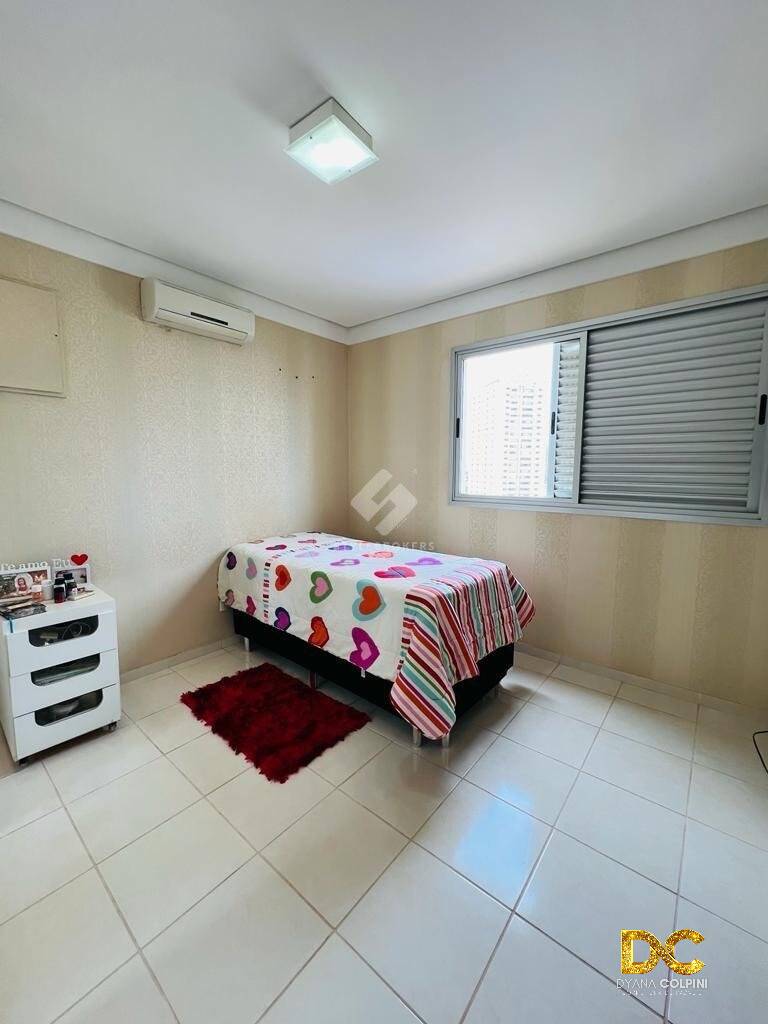 Apartamento à venda com 4 quartos, 147m² - Foto 9