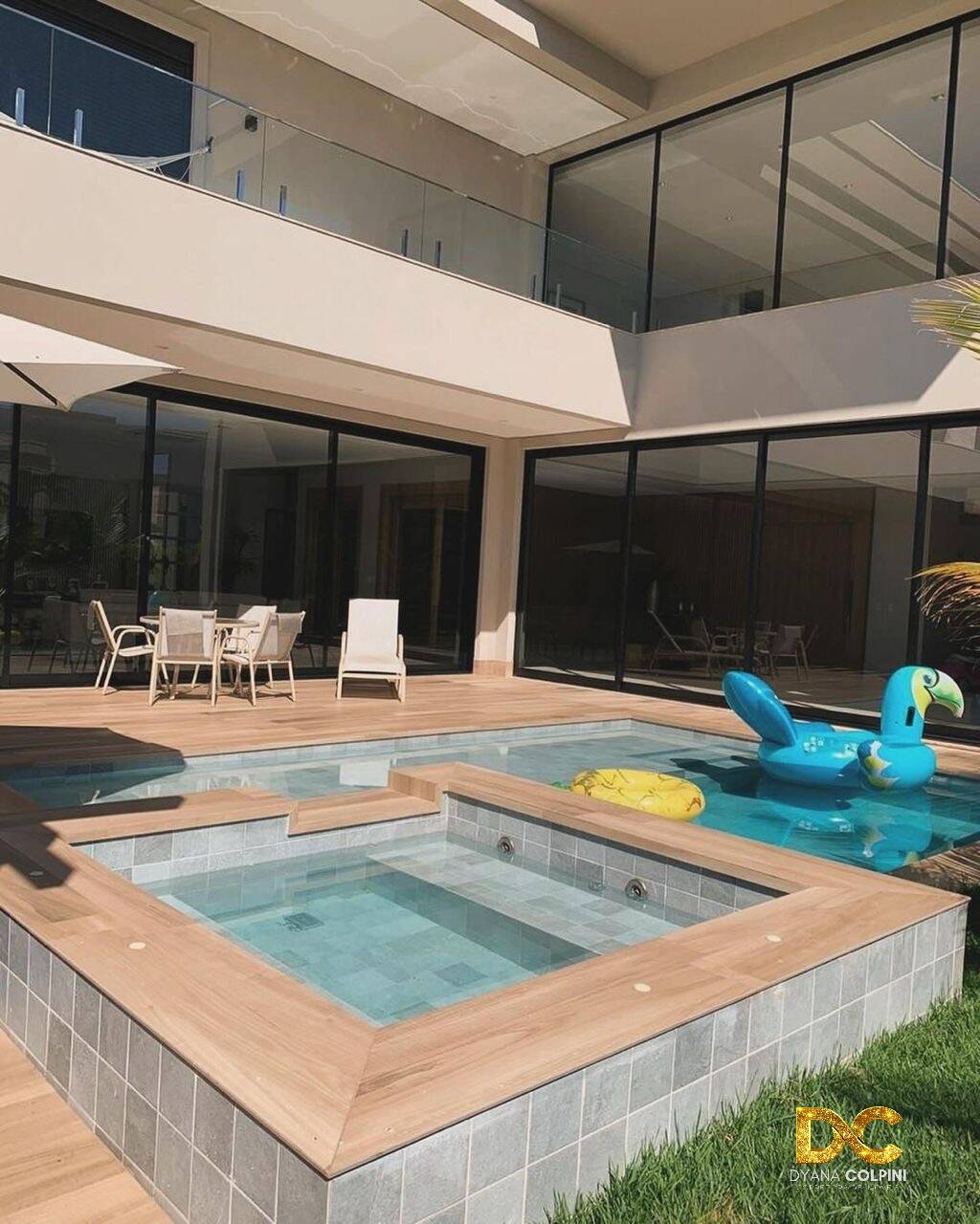 Casa de Condomínio à venda com 4 quartos, 540m² - Foto 10