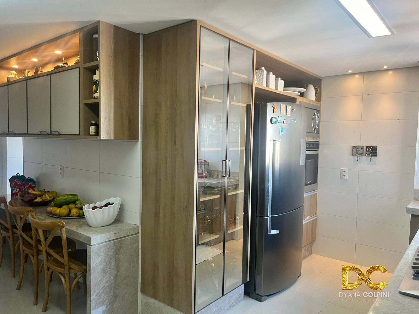 Apartamento à venda com 3 quartos, 209m² - Foto 18