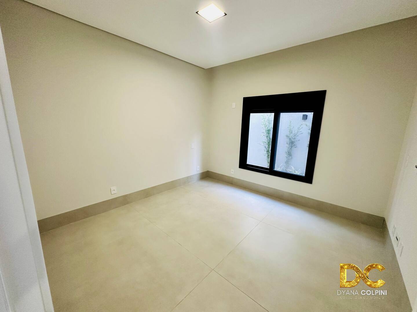 Casa de Condomínio à venda com 4 quartos, 258m² - Foto 16