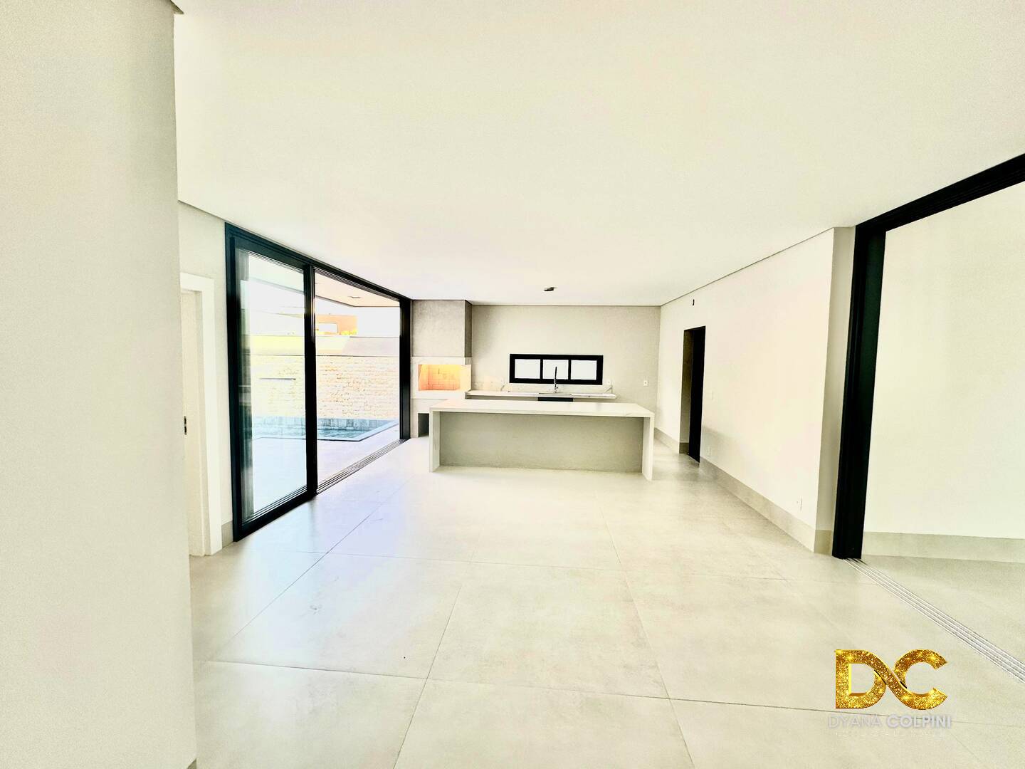 Casa de Condomínio à venda com 4 quartos, 258m² - Foto 11