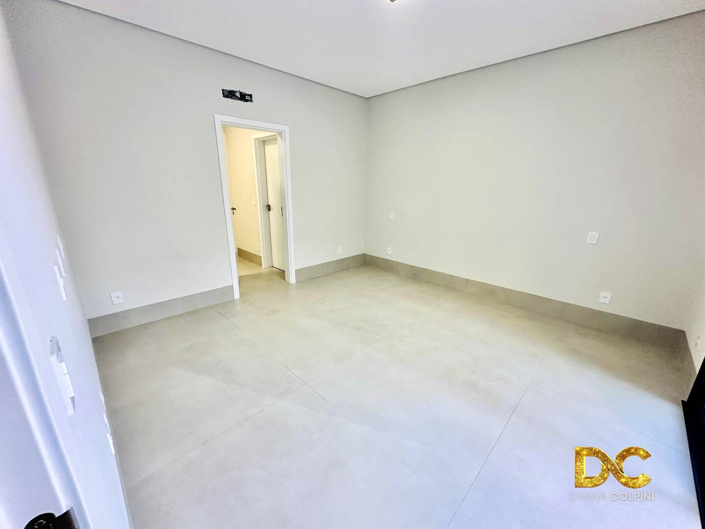 Casa de Condomínio à venda com 4 quartos, 258m² - Foto 19