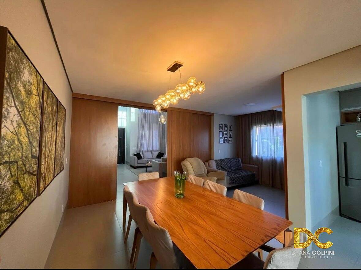 Casa de Condomínio à venda com 3 quartos, 218m² - Foto 3