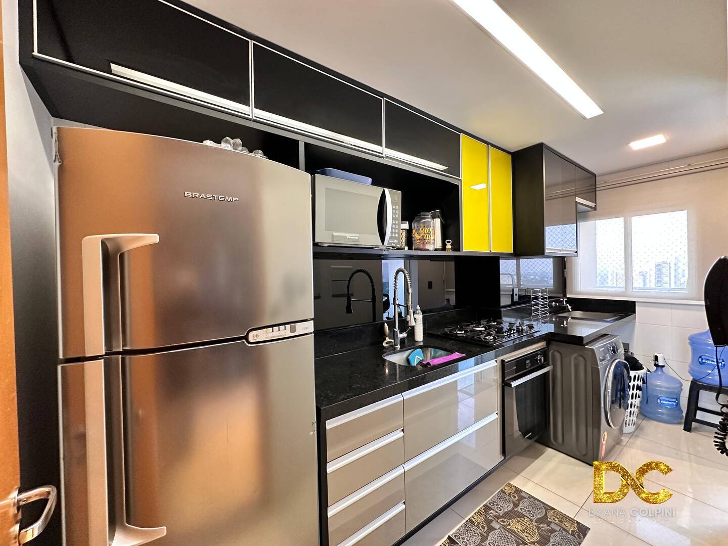 Apartamento à venda com 2 quartos, 77m² - Foto 6