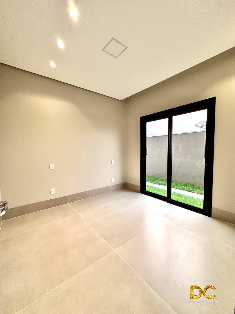 Casa de Condomínio à venda com 4 quartos, 216m² - Foto 21