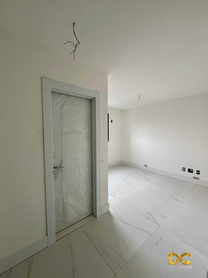 Apartamento à venda com 3 quartos, 238m² - Foto 20