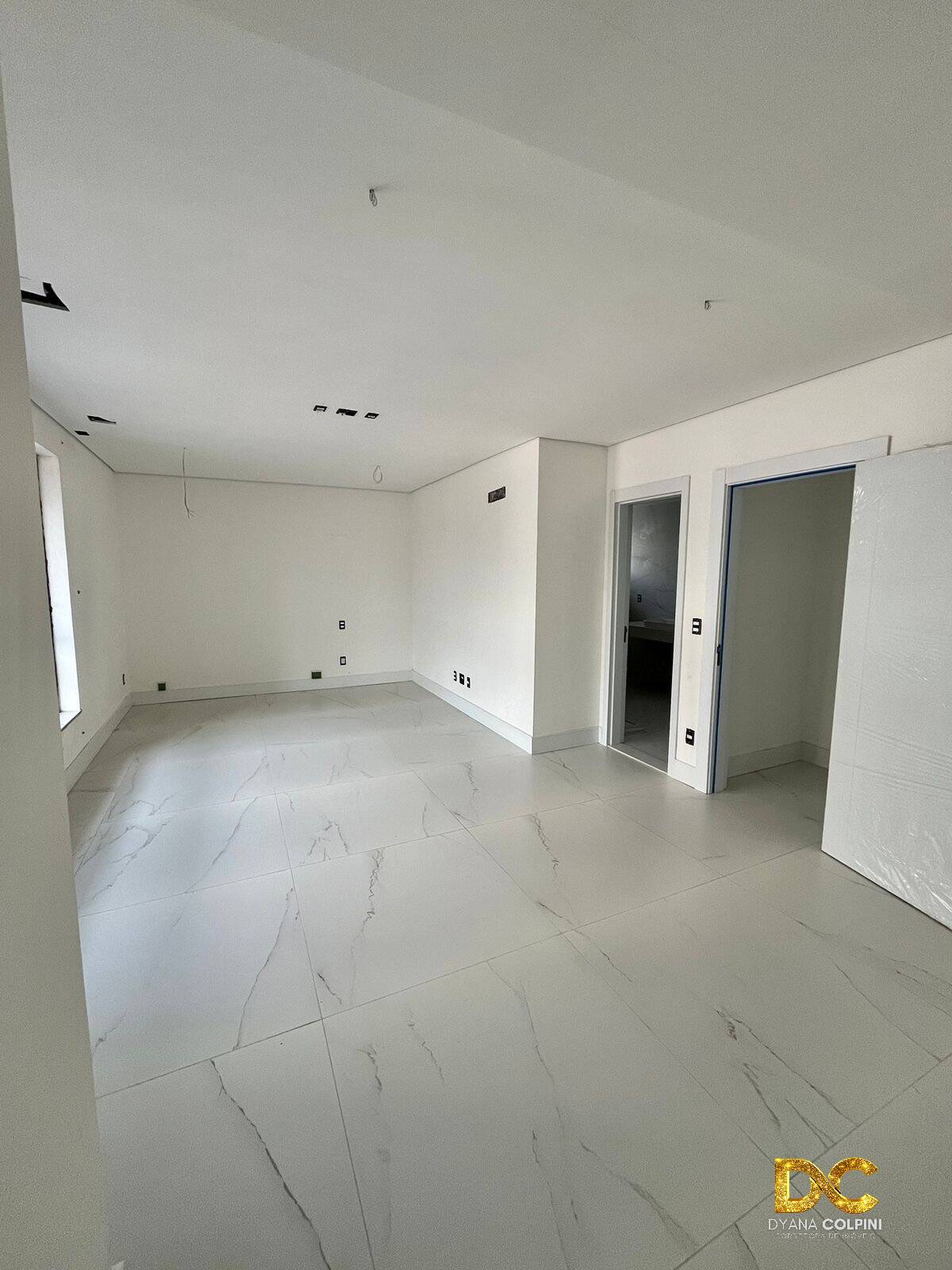 Apartamento à venda com 3 quartos, 238m² - Foto 19