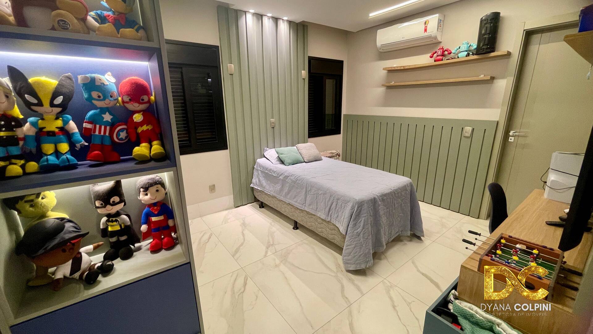 Casa de Condomínio à venda com 4 quartos, 300m² - Foto 7