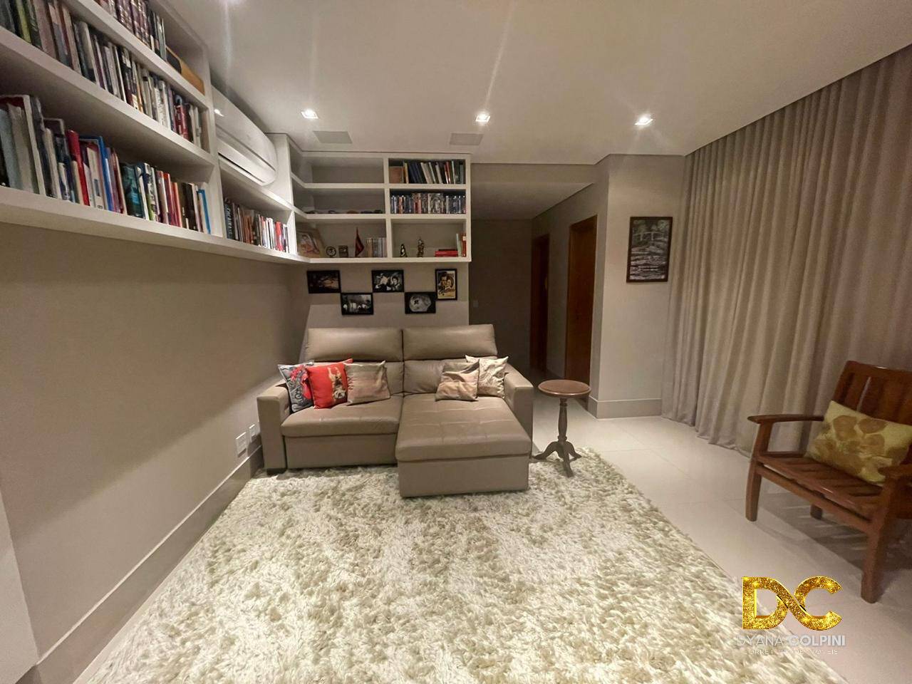 Apartamento à venda com 3 quartos, 206m² - Foto 12