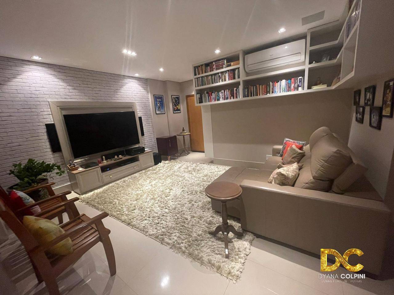 Apartamento à venda com 3 quartos, 206m² - Foto 10