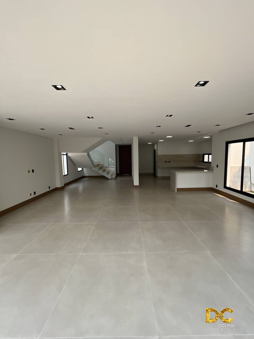 Casa de Condomínio à venda com 4 quartos, 307m² - Foto 13