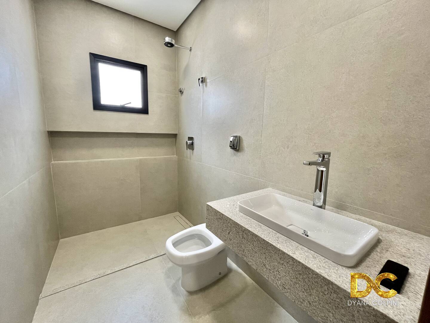 Casa de Condomínio à venda com 4 quartos, 307m² - Foto 31