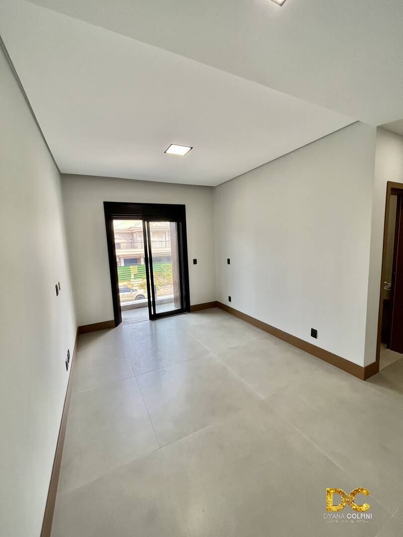 Casa de Condomínio à venda com 4 quartos, 307m² - Foto 18