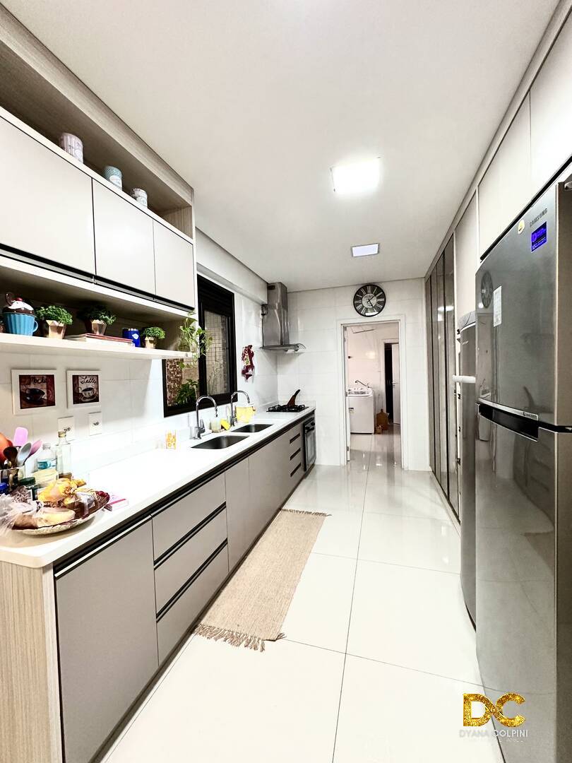 Apartamento à venda com 4 quartos, 275m² - Foto 14