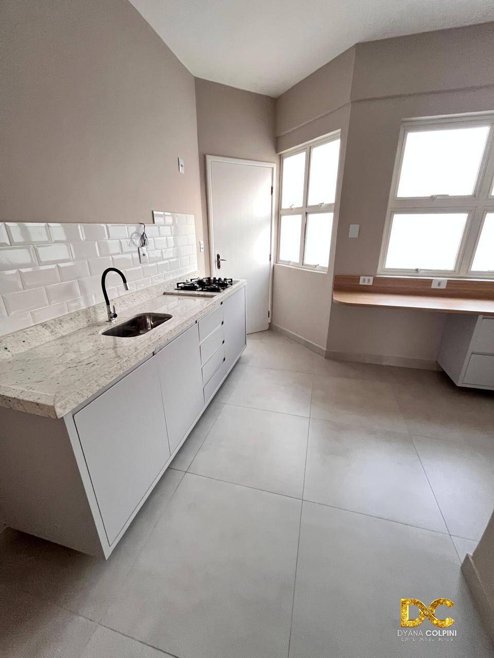 Apartamento à venda com 3 quartos, 86m² - Foto 3