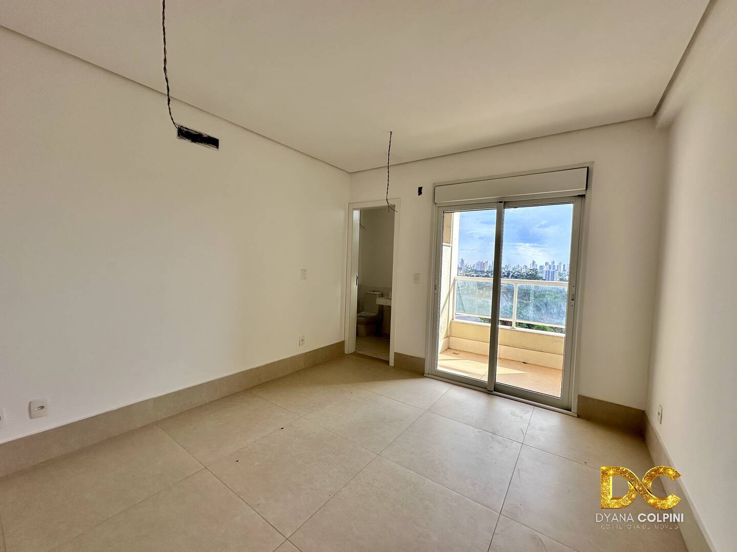 Apartamento à venda com 5 quartos, 440m² - Foto 4