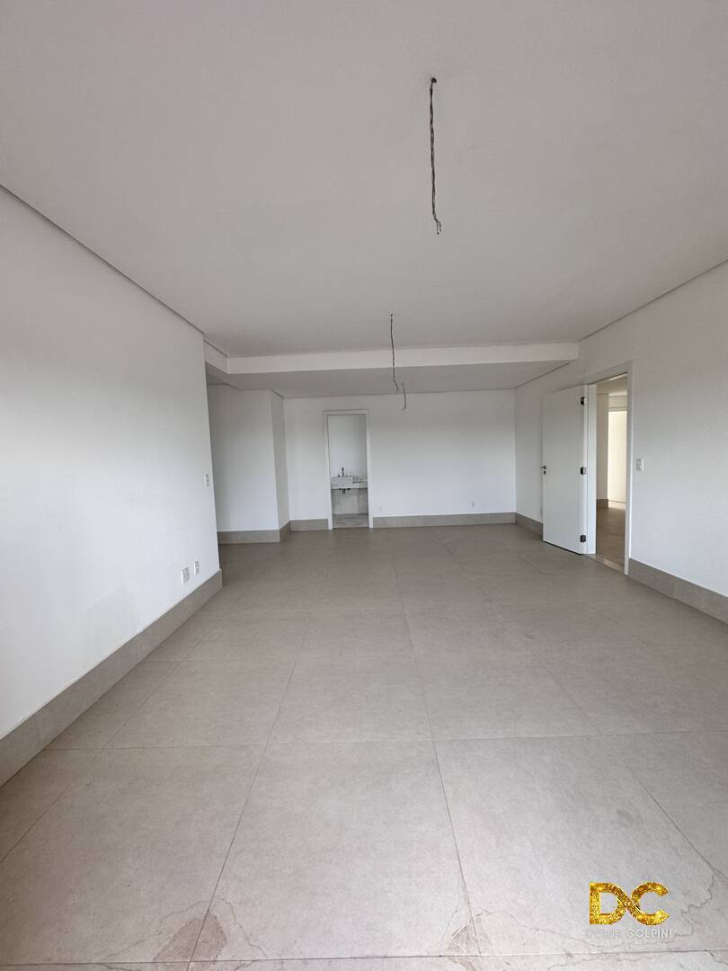 Apartamento à venda com 5 quartos, 440m² - Foto 23