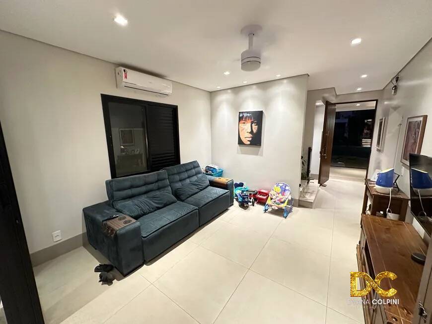 Casa de Condomínio à venda com 4 quartos, 210m² - Foto 3