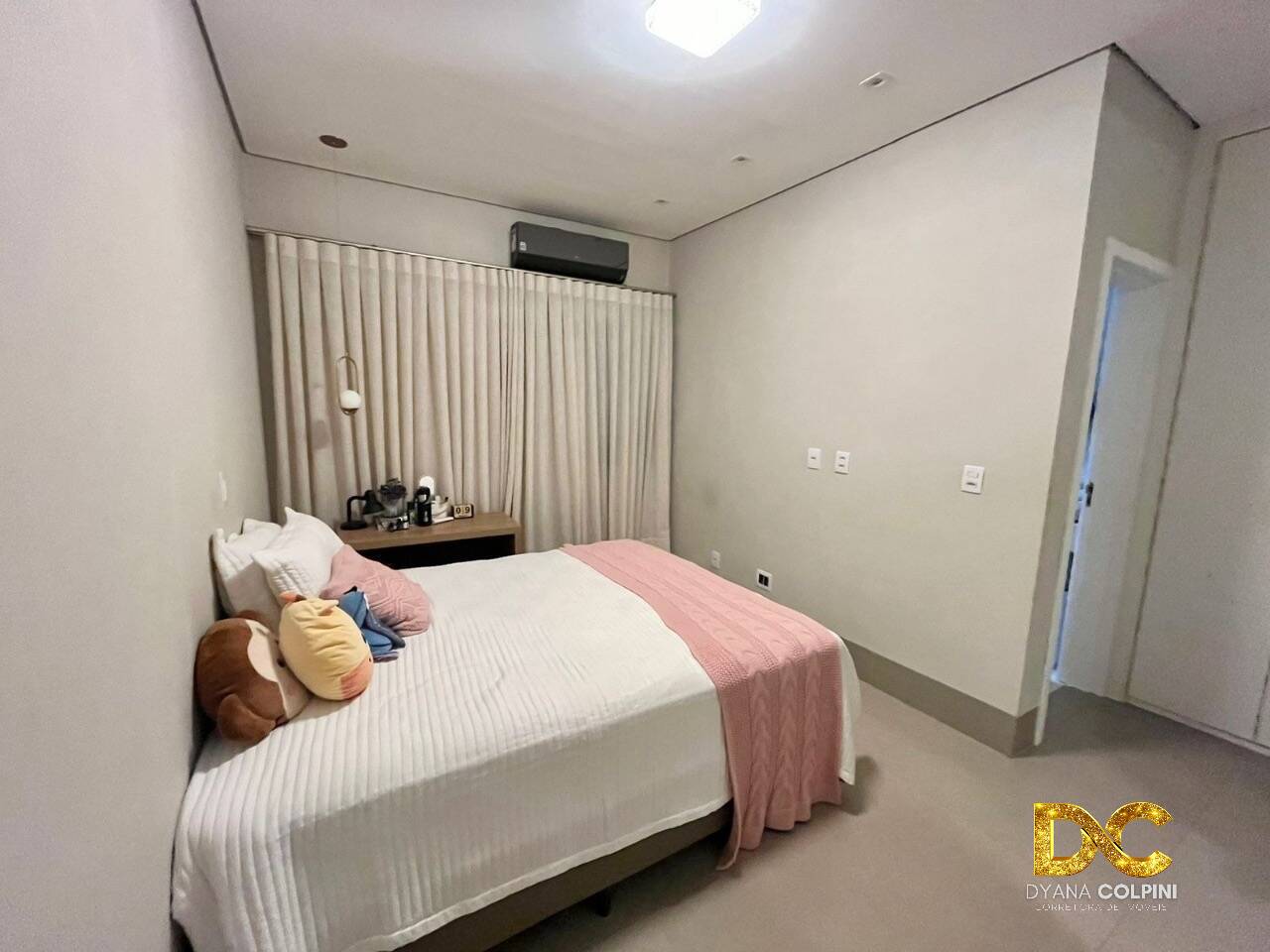 Casa de Condomínio à venda com 4 quartos, 270m² - Foto 12