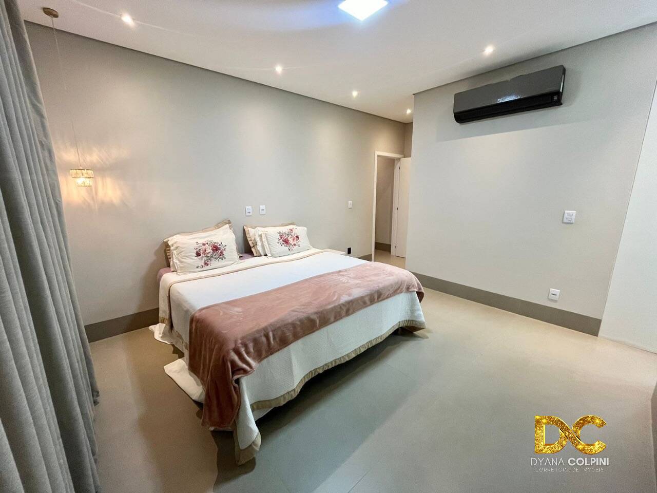 Casa de Condomínio à venda com 4 quartos, 270m² - Foto 17