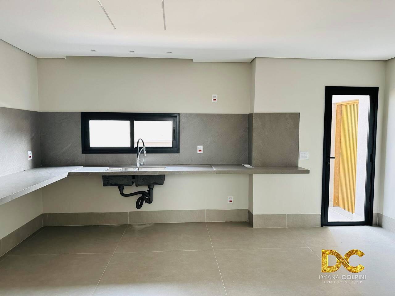 Casa de Condomínio à venda com 4 quartos, 349m² - Foto 13