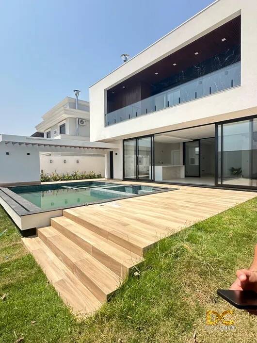 Casa de Condomínio à venda com 4 quartos, 394m² - Foto 10