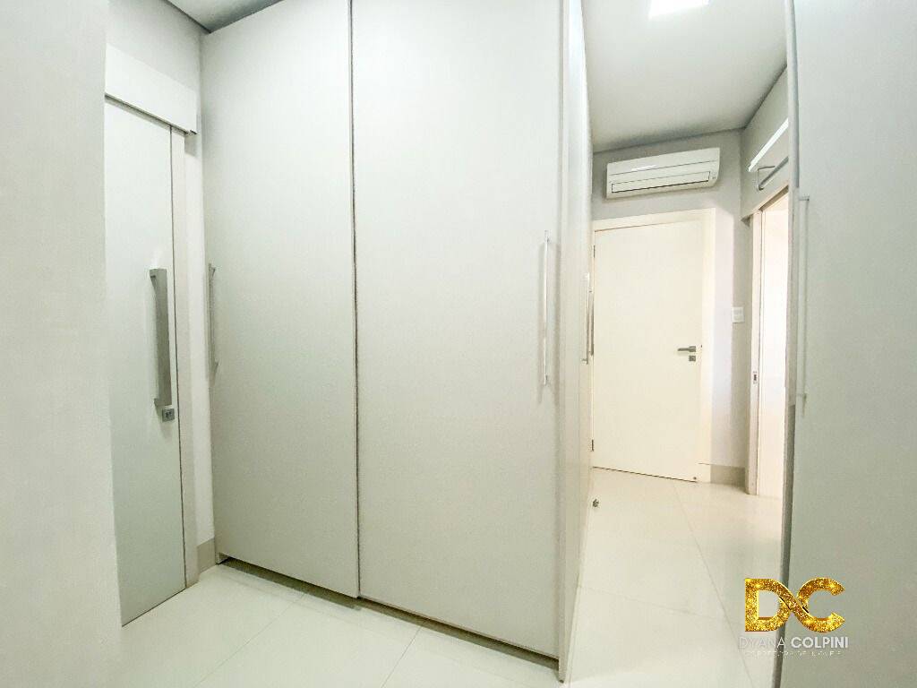 Casa de Condomínio à venda com 4 quartos, 317m² - Foto 17