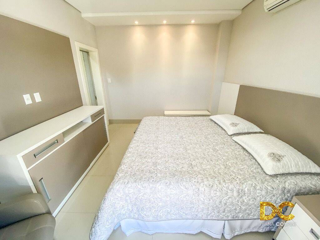 Casa de Condomínio à venda com 4 quartos, 317m² - Foto 20