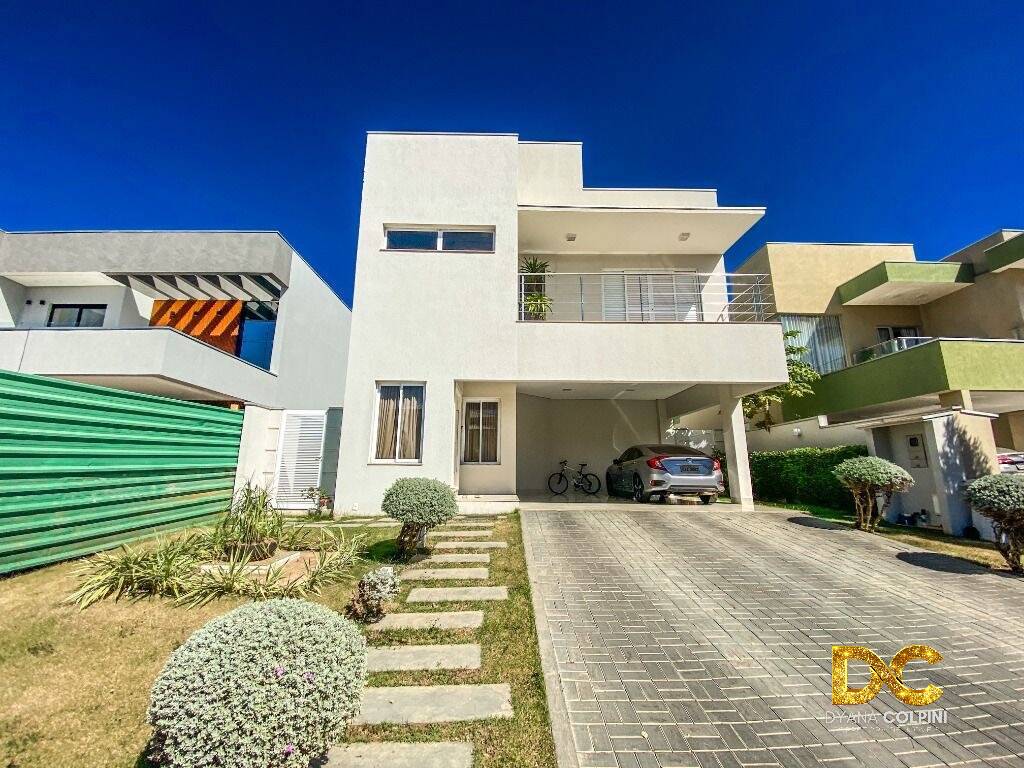 Casa de Condomínio à venda com 4 quartos, 317m² - Foto 1