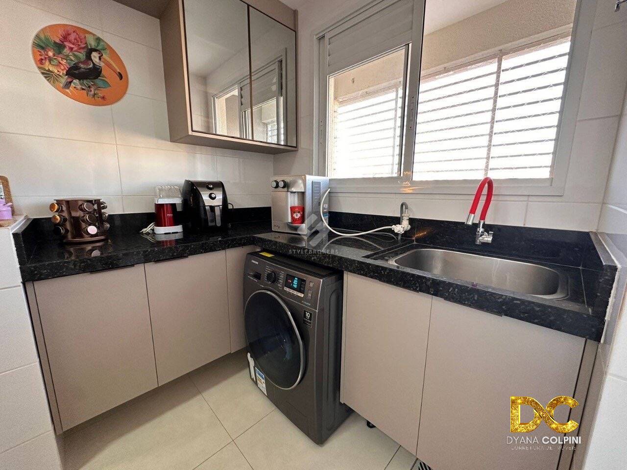 Apartamento à venda com 3 quartos, 95m² - Foto 9