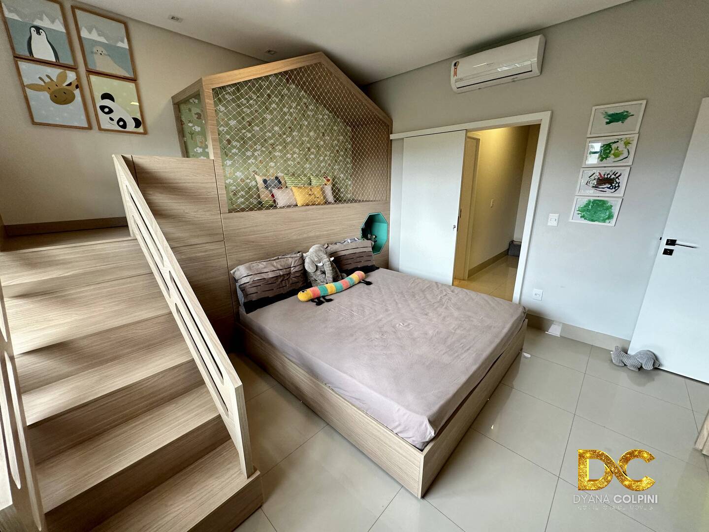 Casa de Condomínio à venda com 4 quartos, 289m² - Foto 7