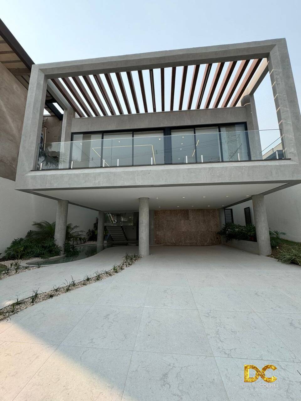 Casa de Condomínio à venda com 4 quartos, 368m² - Foto 2