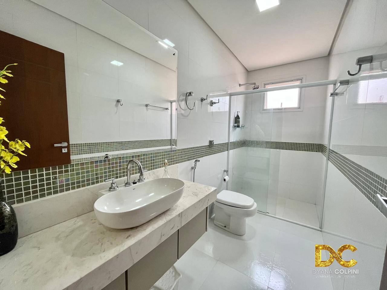 Casa de Condomínio à venda com 3 quartos, 303m² - Foto 18