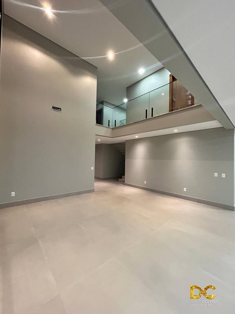 Casa de Condomínio à venda com 3 quartos, 379m² - Foto 4