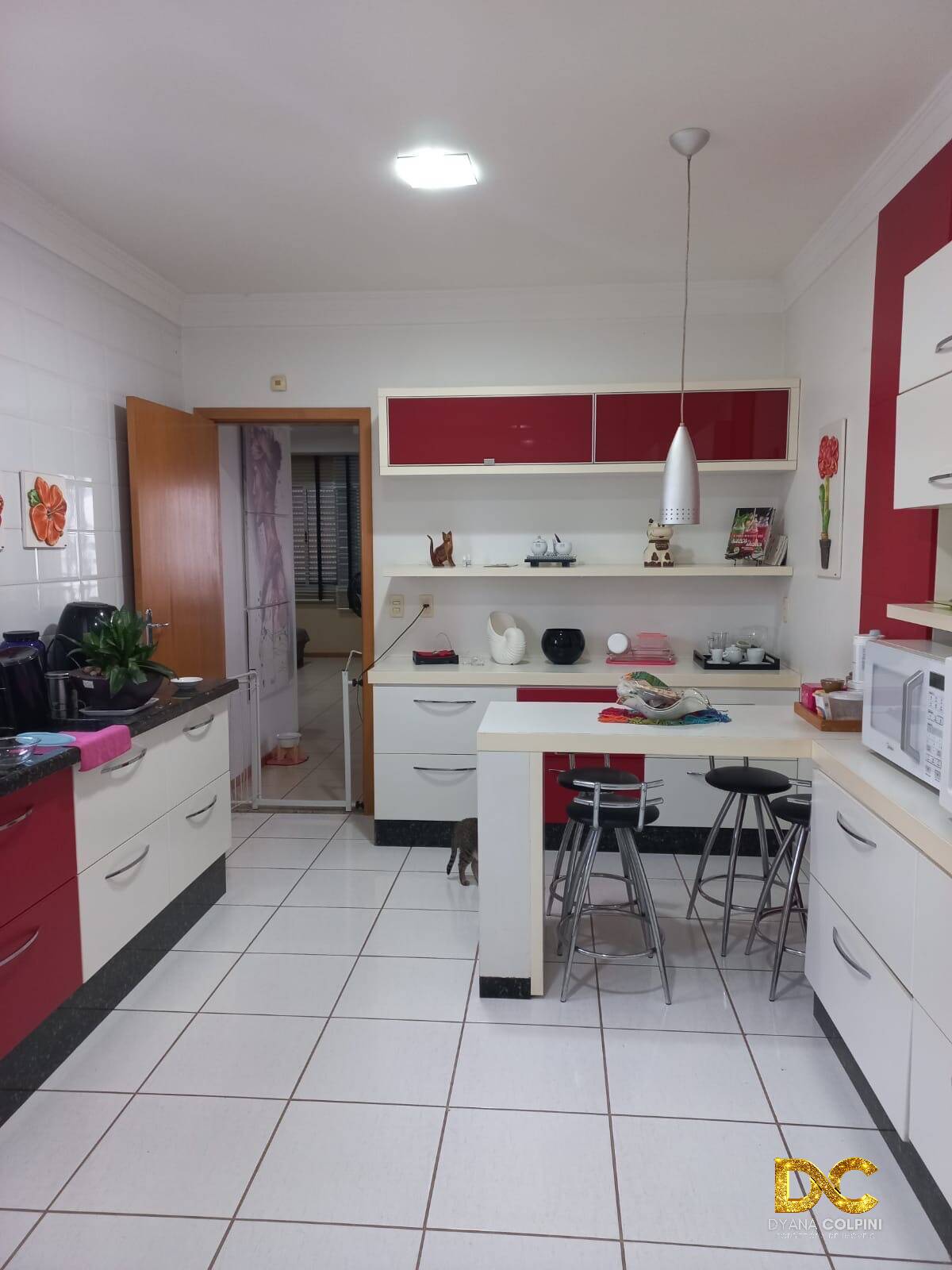 Apartamento à venda com 3 quartos, 156m² - Foto 7