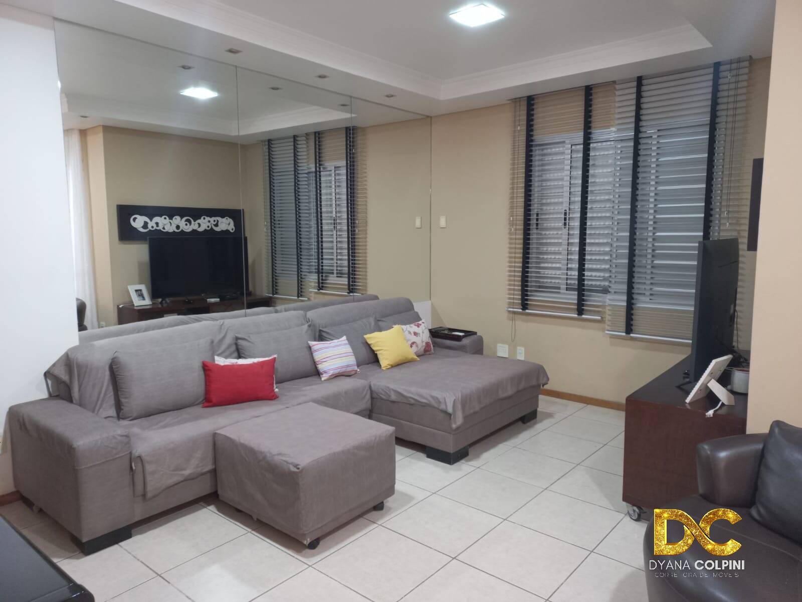 Apartamento à venda com 3 quartos, 156m² - Foto 5