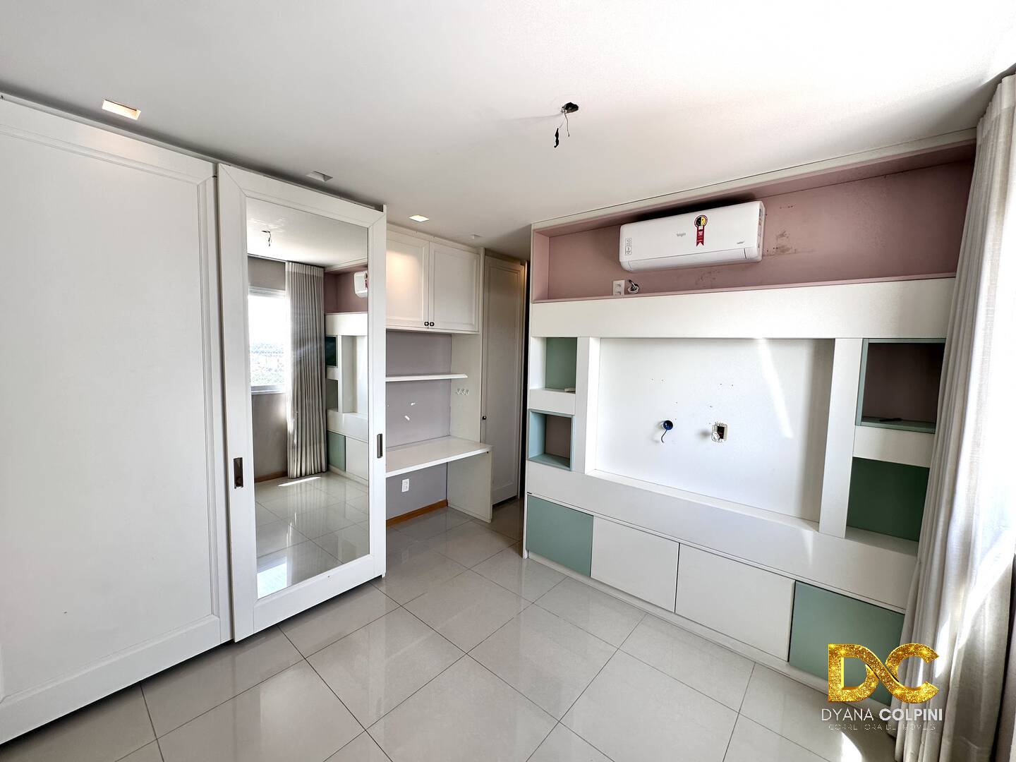 Apartamento à venda com 4 quartos, 194m² - Foto 27