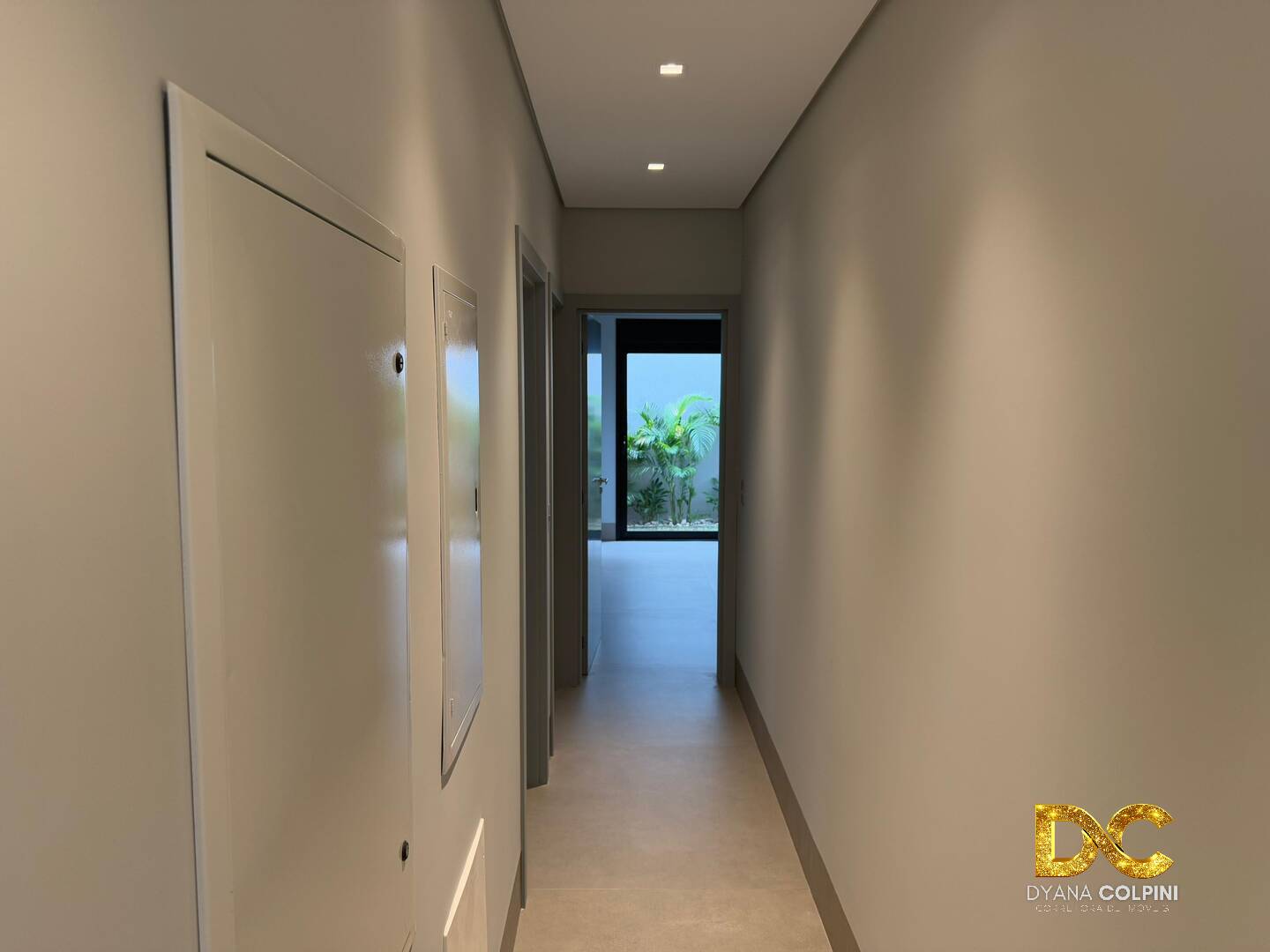 Casa de Condomínio à venda com 3 quartos, 329m² - Foto 9