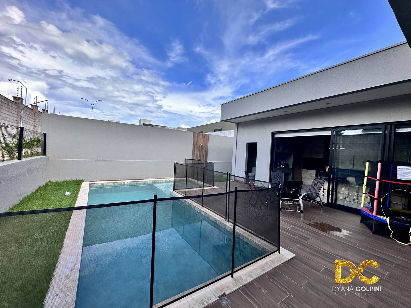 Casa de Condomínio à venda com 4 quartos, 259m² - Foto 21