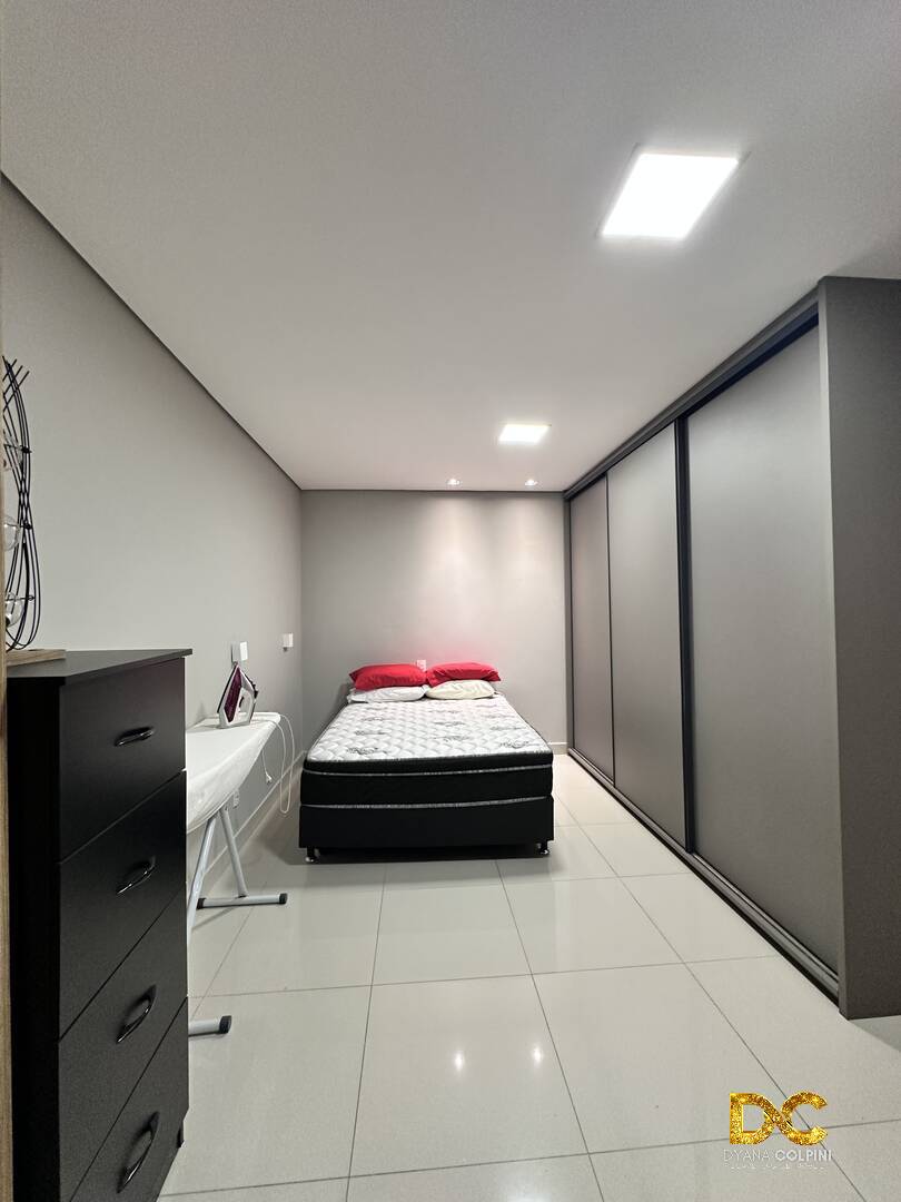 Apartamento à venda e aluguel com 3 quartos, 209m² - Foto 5