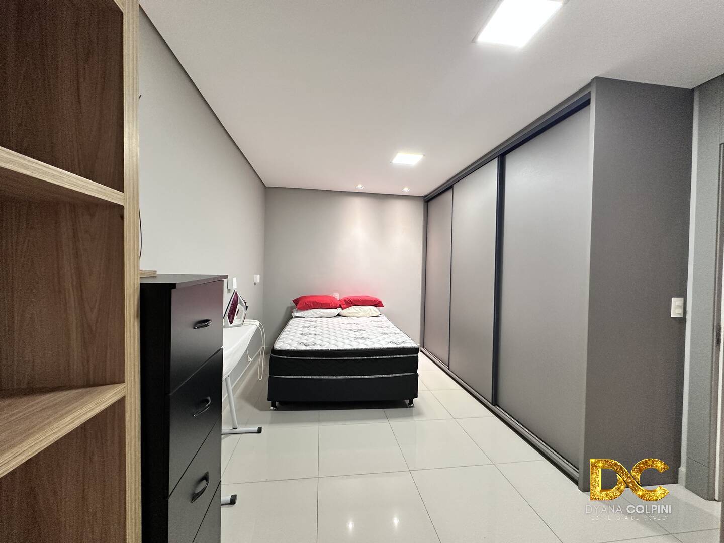 Apartamento à venda e aluguel com 3 quartos, 209m² - Foto 10