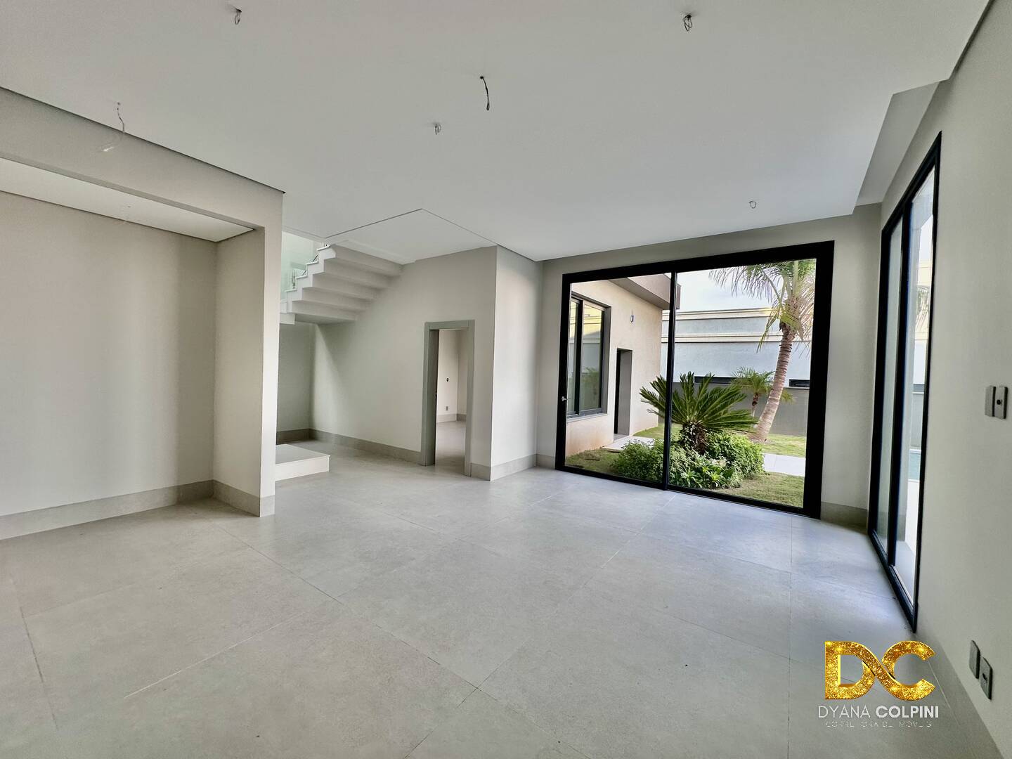 Casa de Condomínio à venda com 4 quartos, 650m² - Foto 13